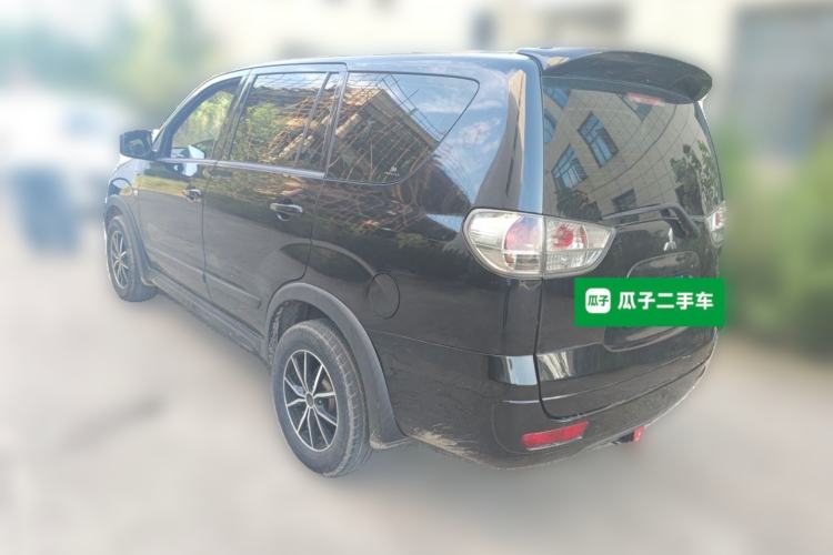 Used Mitsubishi Zinger 2011 2.0L Automatic-Transmission Flagship Version Rear Left 45 Deg