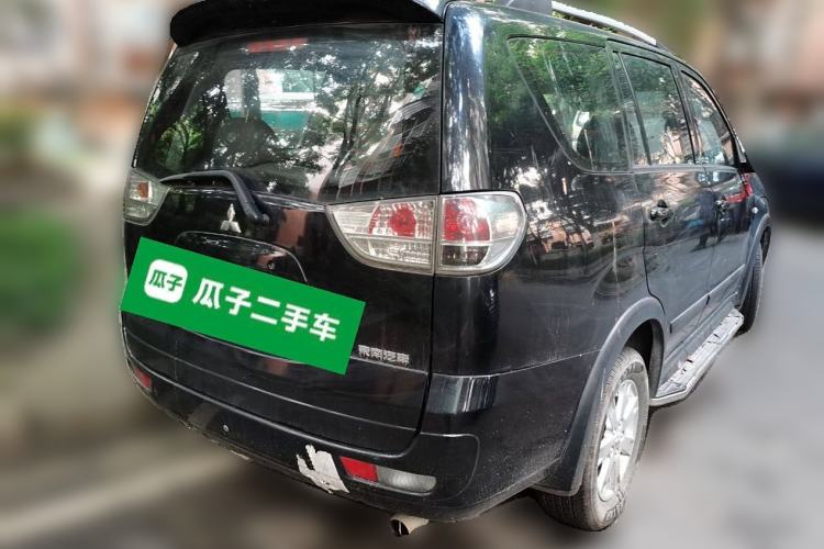 Used Mitsubishi Zinger 2011 2.0L Manual Transmission Luxury Version Rear Right 45 Deg