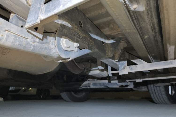 Used Mitsubishi Zinger 2011 2.0L Manual Transmission Luxury Version Chassis Rear Right