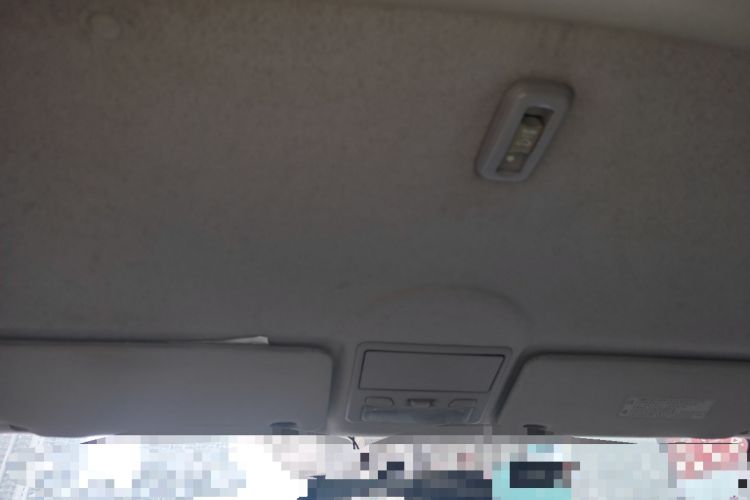 Used Mitsubishi Zinger 2011 2.0L Manual Transmission Luxury Version Headliner