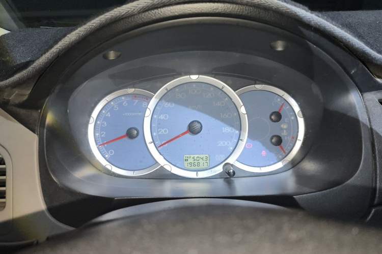 Used Mitsubishi Zinger 2011 2.0L Manual Transmission Luxury Version Instrument Cluster