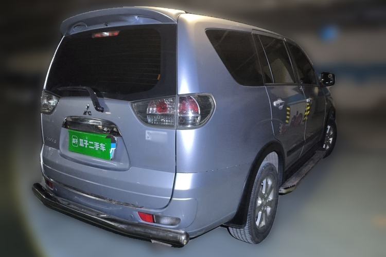 Used Mitsubishi Zinger 2011 2.0L Manual Transmission Luxury Version Rear Right 45 Deg