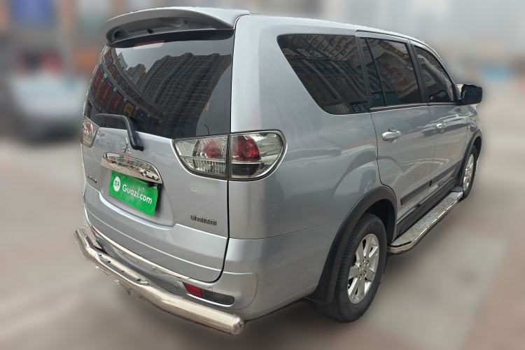 Used Mitsubishi Zinger 2011 2.0L Manual Transmission Luxury Version Rear Right 45 Deg