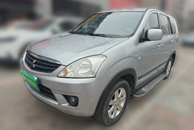 Used Mitsubishi Zinger 2011 2.0L Manual Transmission Luxury Version