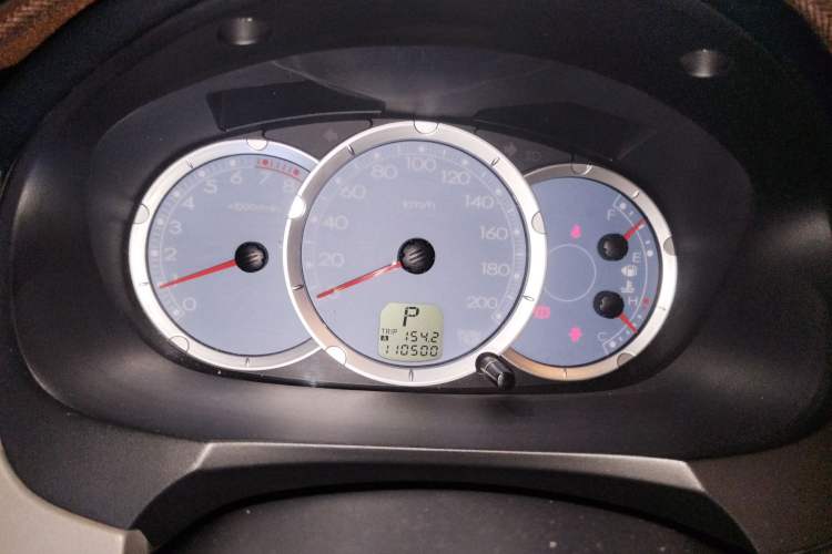 Used Mitsubishi Zinger 2011 2.0L Automatic Luxury Version Instrument Cluster