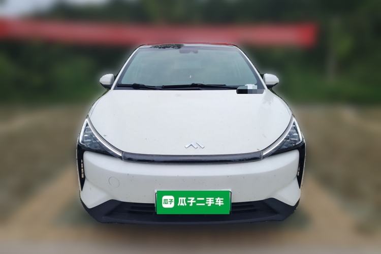 Used Morden Modern in 2022 610 km Fashion Edition Front