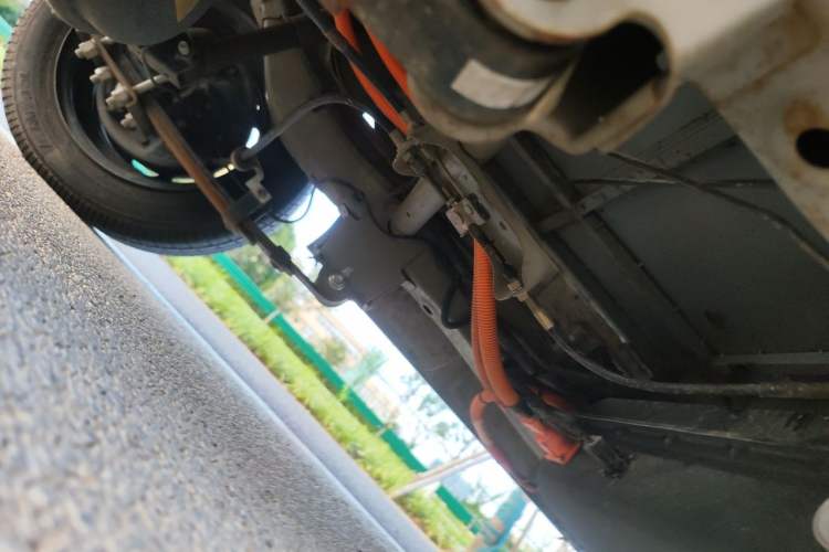 Used Neomor D01 2023 Van Standard Version Chassis Rear Right