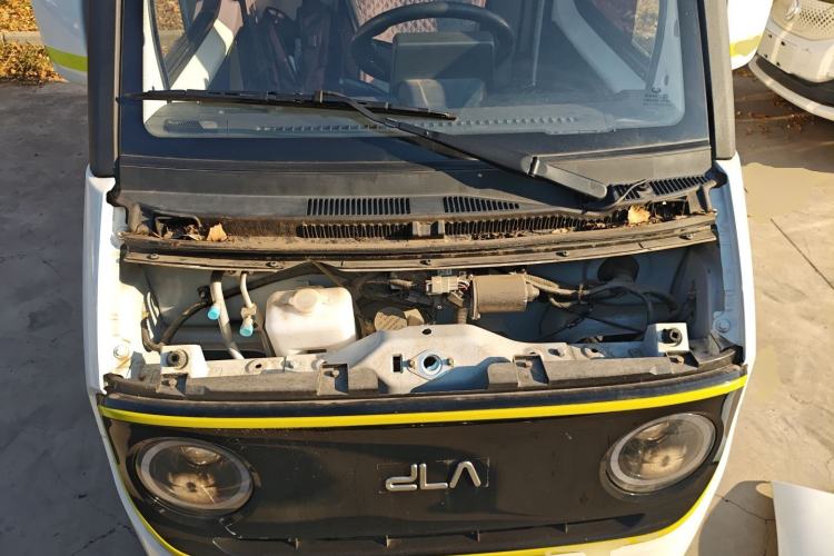 Used Neomor D01 2023 Van Standard Version Engine Bay
