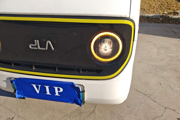 Used Neomor D01 2023 Van Standard Version Left Front Headlight