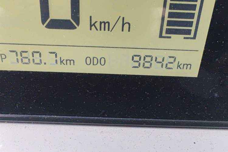 Used Neomor D01 2023 Van Standard Version Odometer Close Up