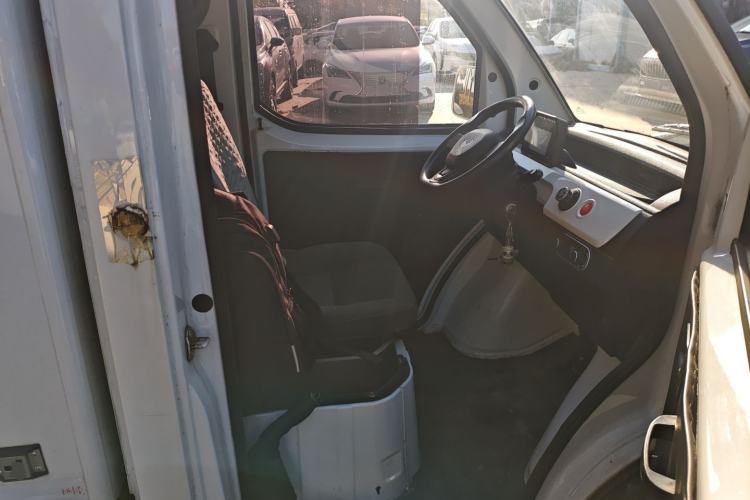 Used Neomor D01 2023 Van Standard Version Right Front Seat