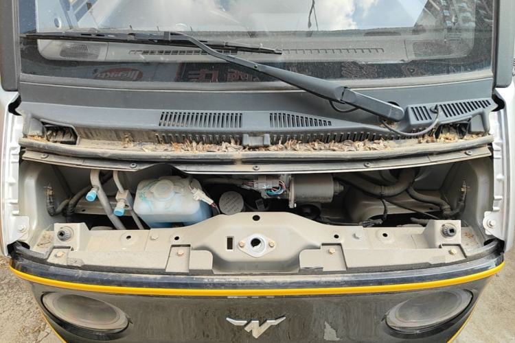 Used Neomor D02 2023 120km Flatbed Comfort Version Engine Bay