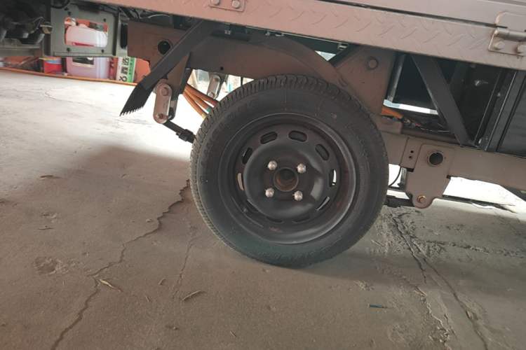 Used Neomor D02 2023 120km Flatbed Comfort Version Exterior 5