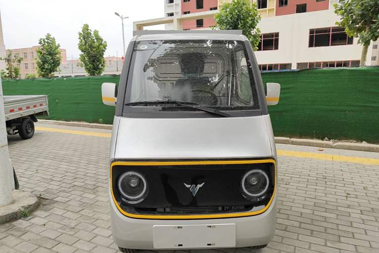 Used Neomor D02 2023 120km Van Comfort Version Front