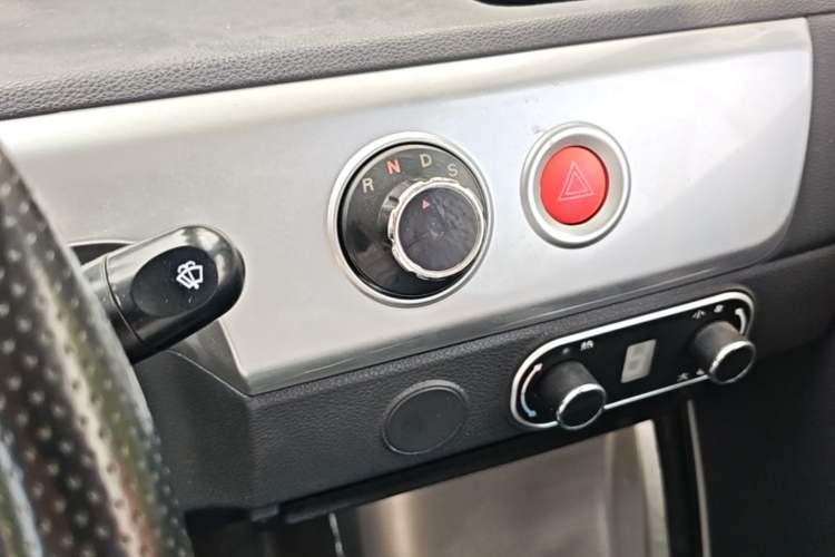 Used Neomor D02 2023 120km Van Comfort Version Gear Lever