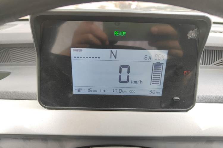 Used Neomor D02 2023 120km Van Comfort Version Instrument Cluster