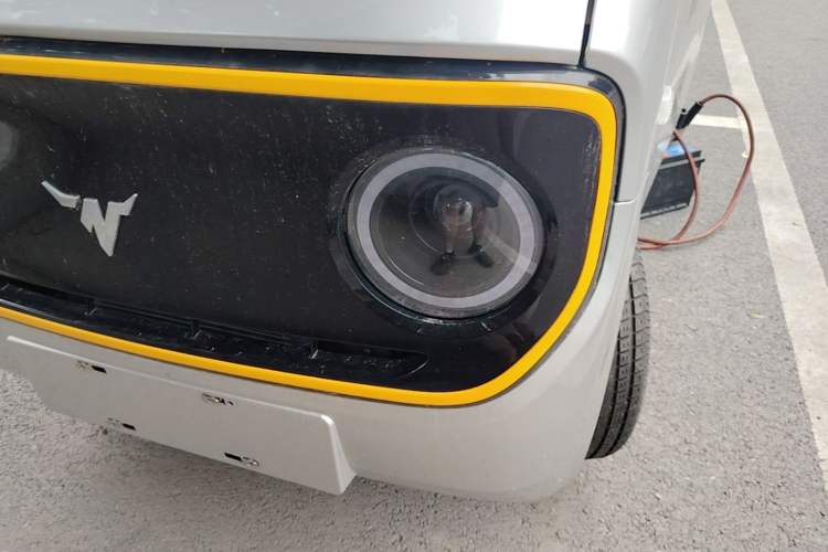 Used Neomor D02 2023 120km Van Comfort Version Left Front Headlight