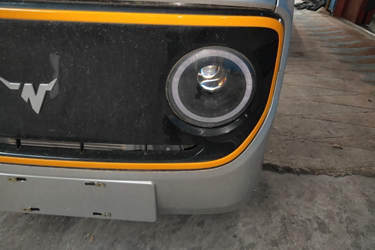 Used Neomor D02 2023 120km Van Comfort Version Left Front Headlight