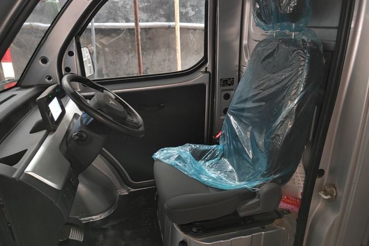Used Neomor D02 2023 120km Van Comfort Version Left Front Seat