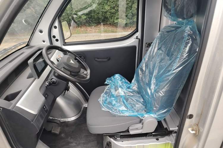 Used Neomor D02 2023 120km Van Comfort Version Left Front Seat