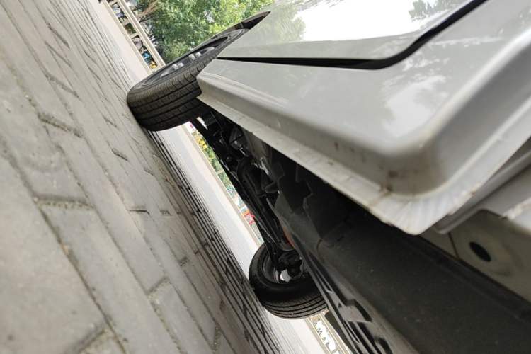 Used Neomor D02 2023 120km Van Comfort Version Left Side Sill