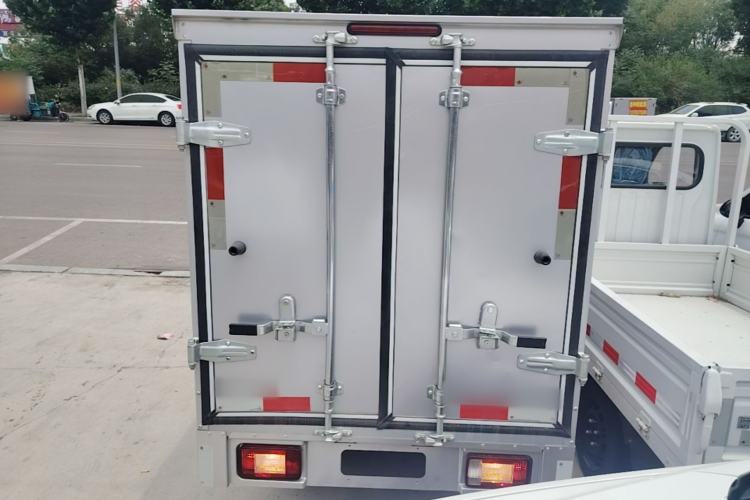 Used Neomor D02 2023 120km Van Comfort Version Rear