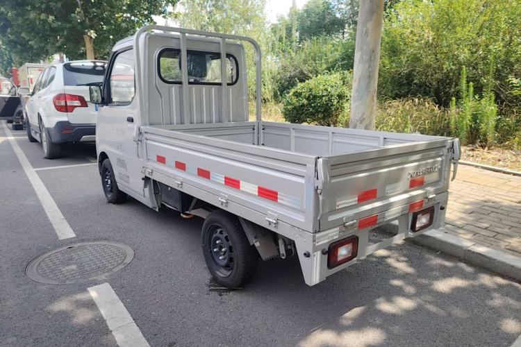 Used Neomor D02 2023 120km Flatbed Comfort Version Rear Left 45 Deg
