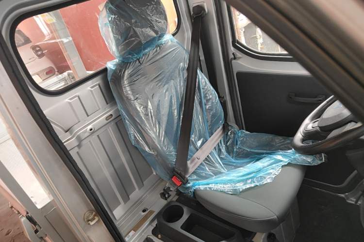 Used Neomor D02 2023 120km Flatbed Comfort Version Right Front Seat
