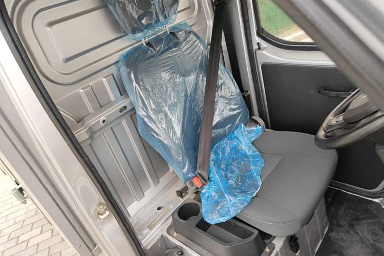 Used Neomor D02 2023 120km Van Comfort Version Right Front Seat