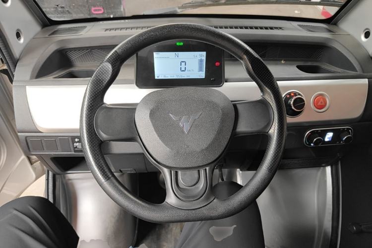 Used Neomor D02 2023 120km Flatbed Comfort Version Steering Wheel