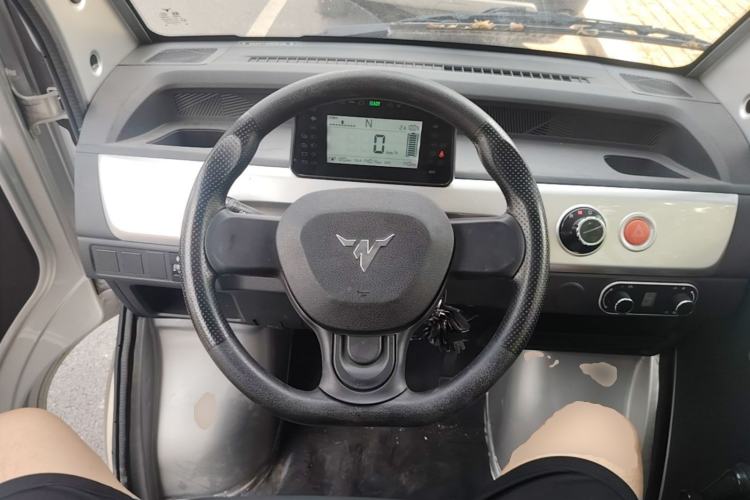 Used Neomor D02 2023 120km Flatbed Comfort Version Steering Wheel