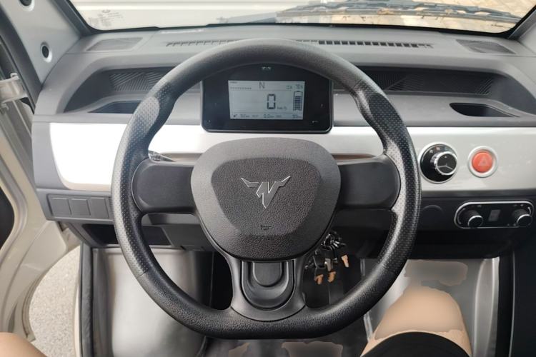 Used Neomor D02 2023 120km Van Comfort Version Steering Wheel