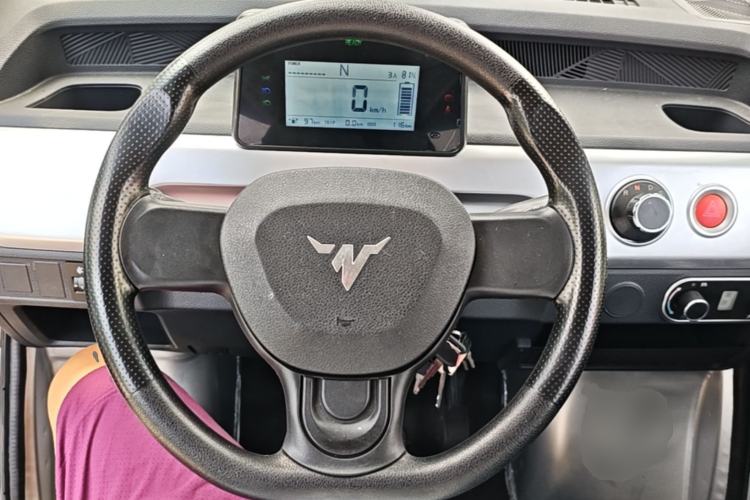 Used Neomor D02 2023 120km Van Comfort Version Steering Wheel