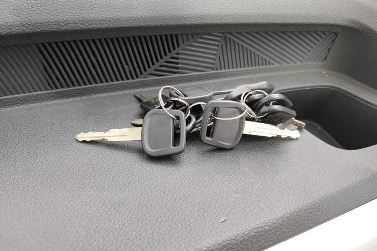 Used Neomor D02 2023 120km Van Comfort Version Vehicle Key