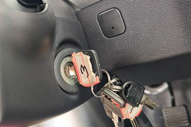 Used Neomor D02 2023 120km Van Comfort Version Vehicle Key