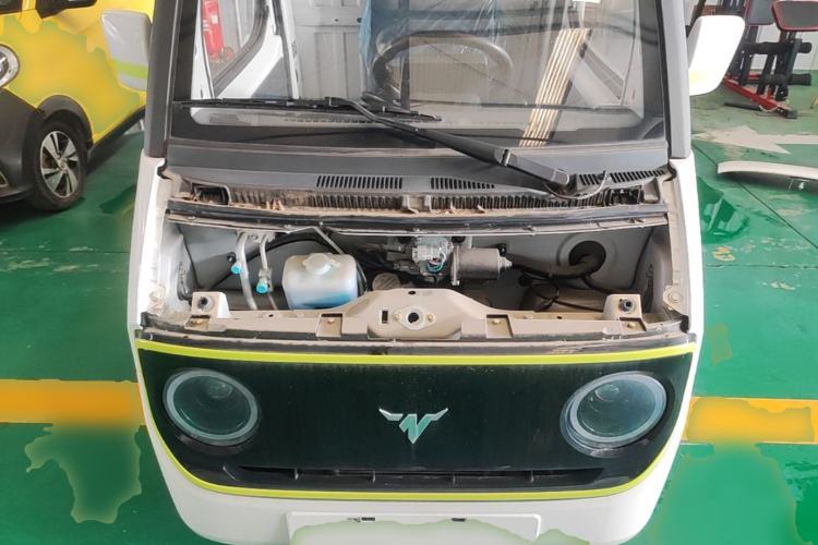 Used Neomor D02 2023 120km Van Comfort Version Engine Bay