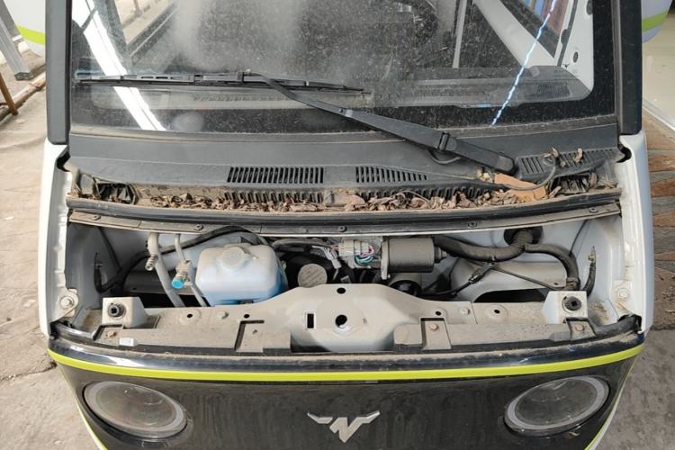 Used Neomor D02 2023 120km Flatbed Comfort Version Engine Bay