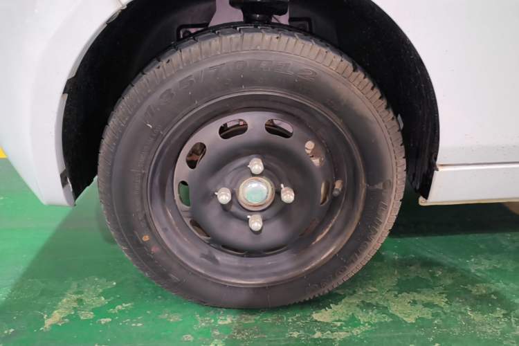 Used Neomor D02 2023 120km Flatbed Comfort Version Exterior 4