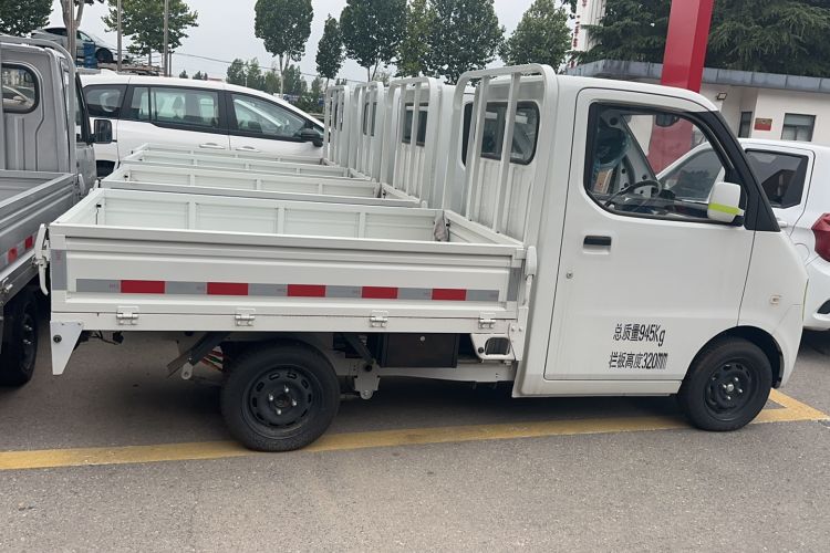Used Neomor D02 2023 120km Flatbed Comfort Version Exterior 5