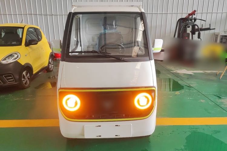 Used Neomor D02 2023 120km Van Comfort Version Front