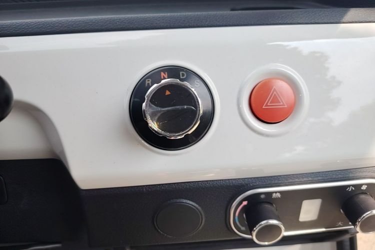 Used Neomor D02 2023 120km Flatbed Comfort Version Gear Lever
