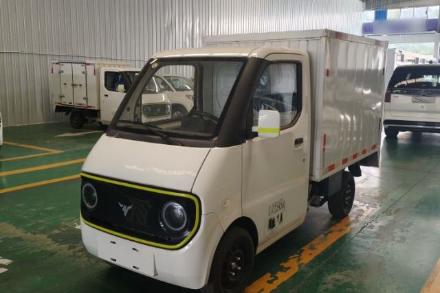 Used Neomor D02 2023 120km Van Comfort Version