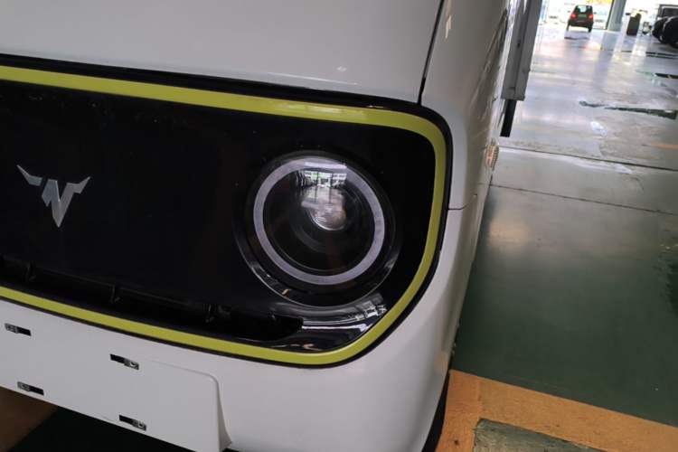 Used Neomor D02 2023 120km Van Comfort Version Left Front Headlight