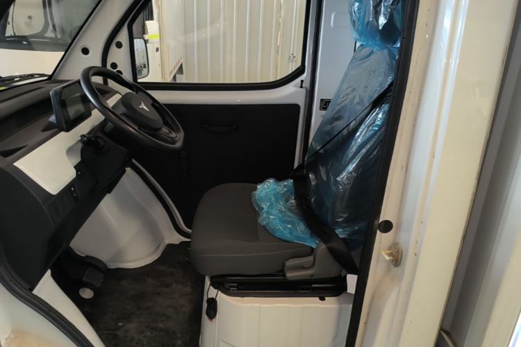 Used Neomor D02 2023 120km Van Comfort Version Left Front Seat