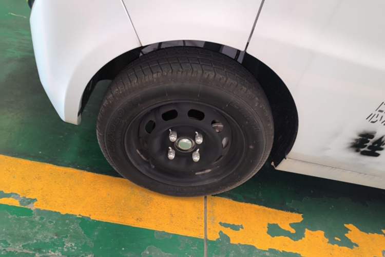 Used Neomor D02 2023 120km Van Comfort Version Left Front Wheel Hub