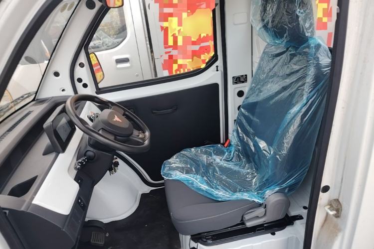 Used Neomor D02 2023 120km Flatbed Comfort Version Left Rear Seat