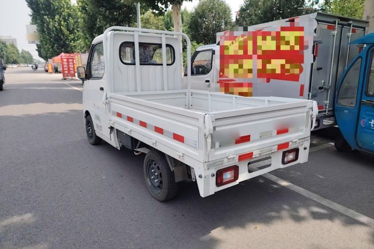 Used Neomor D02 2023 120km Flatbed Comfort Version Rear Left 45 Deg