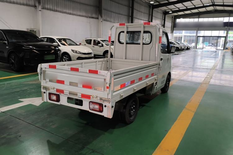 Used Neomor D02 2023 120km Flatbed Comfort Version Rear Right 45 Deg