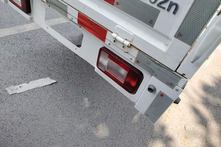 Used Neomor D02 2023 120km Flatbed Comfort Version Right Rear Taillight