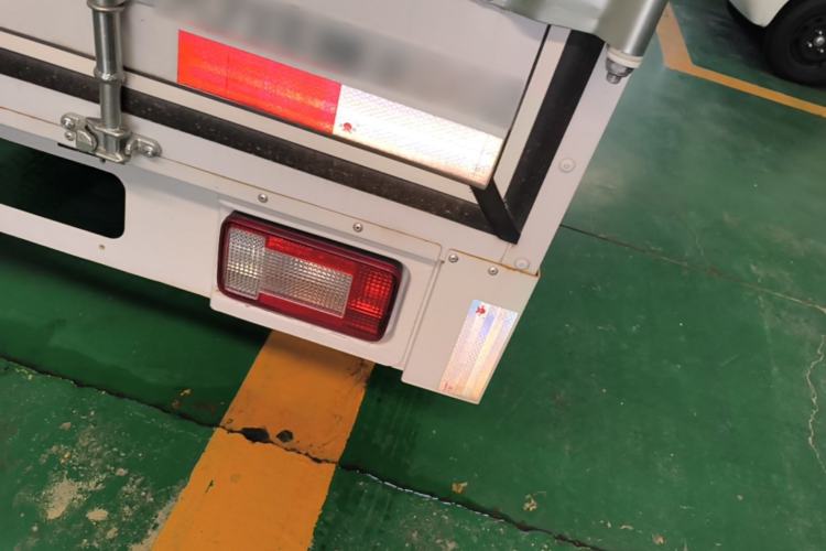 Used Neomor D02 2023 120km Van Comfort Version Right Rear Taillight